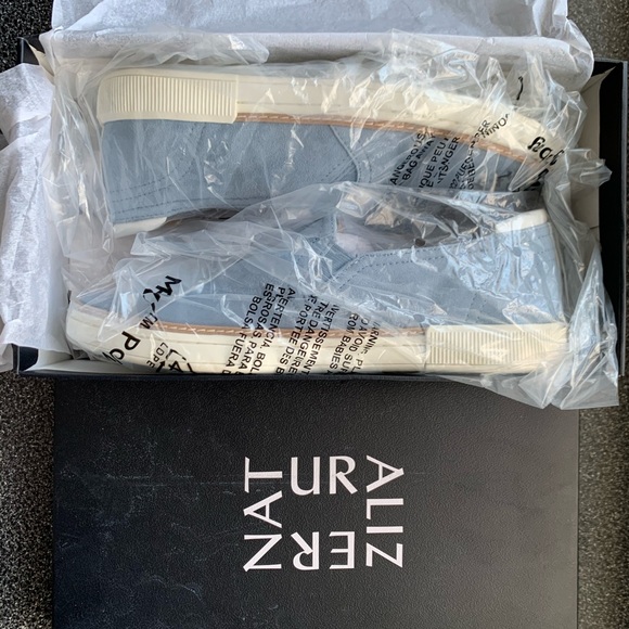 Naturalizer women’s Jade Slip-one sneakers - Picture 6 of 6